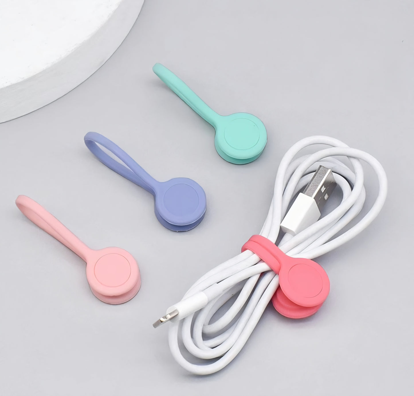 Set of 5 Silicone Cable Organisers - Tidy Tails Wire Cable Organiser Straps, Magnetic Twist Ties for Desk Management