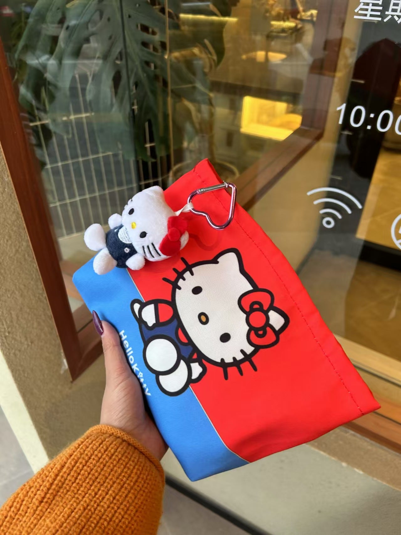 Hello Kitty Red Blue Contrast Zipper Pouch