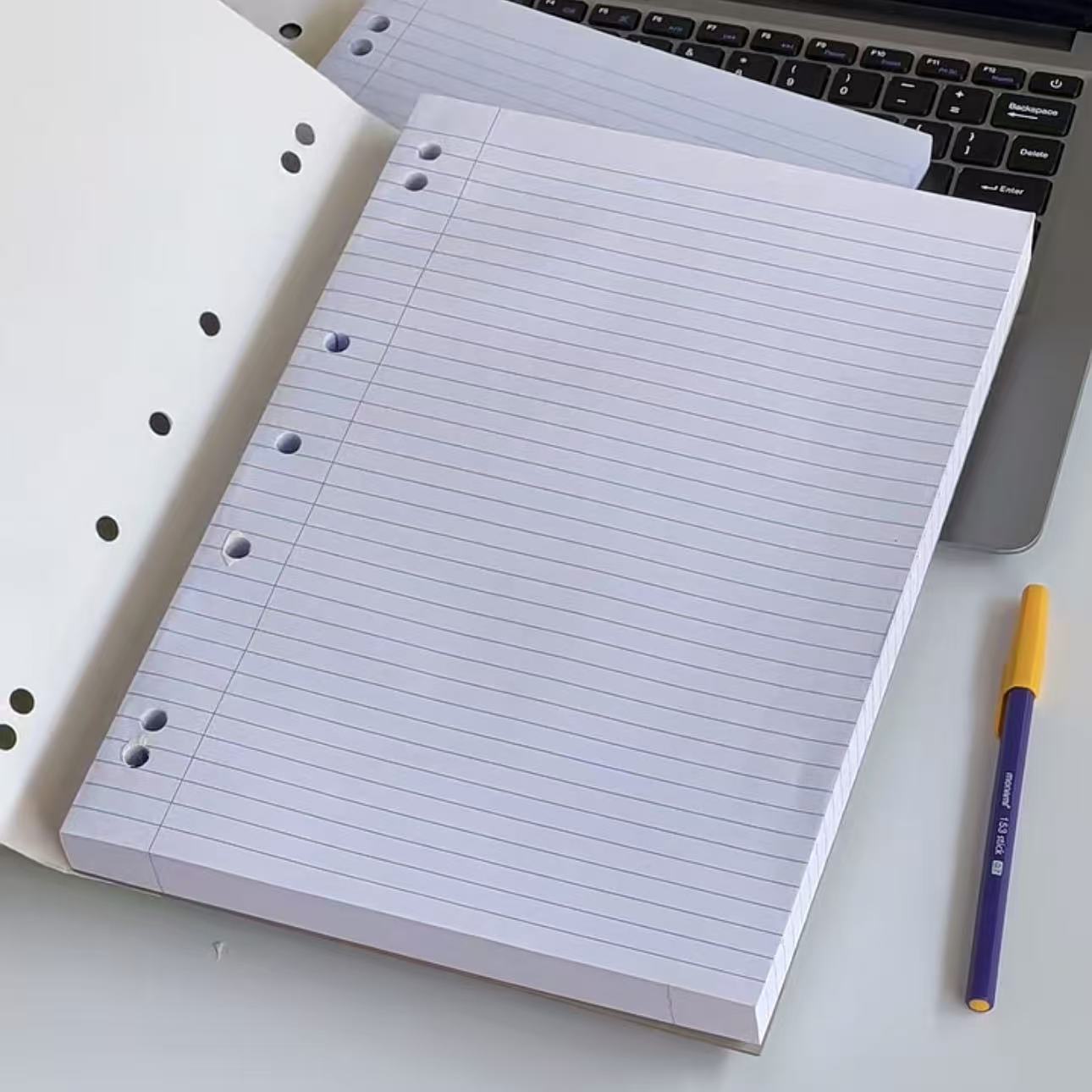 600 Pages A4 Notebook Lecture Pad