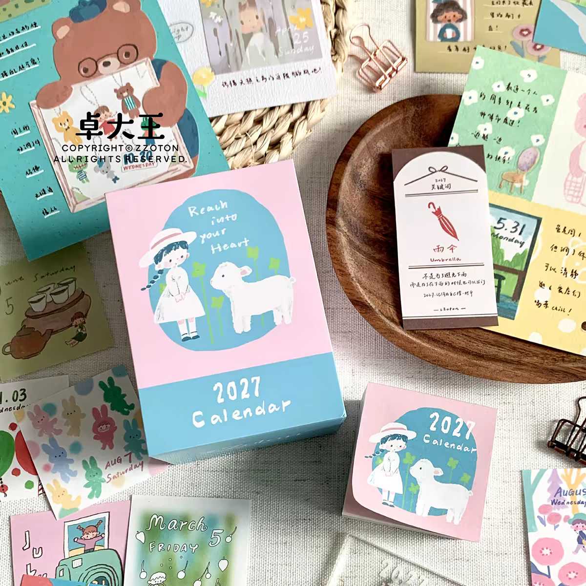 Pre - Order Molinta Premium 2027 Cute Illustrated Desk Calendar – Aesthetic Kawaii Calendar with Stand