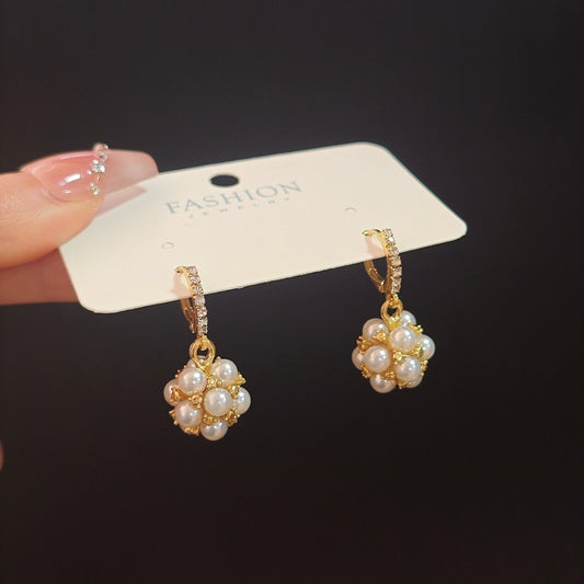 PS18 Korean Pearl Bunch Earrings