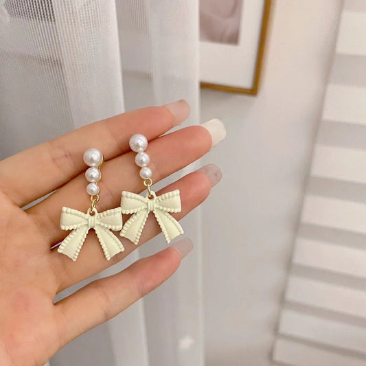 PS21 Korean White Bow Pearl Earrings