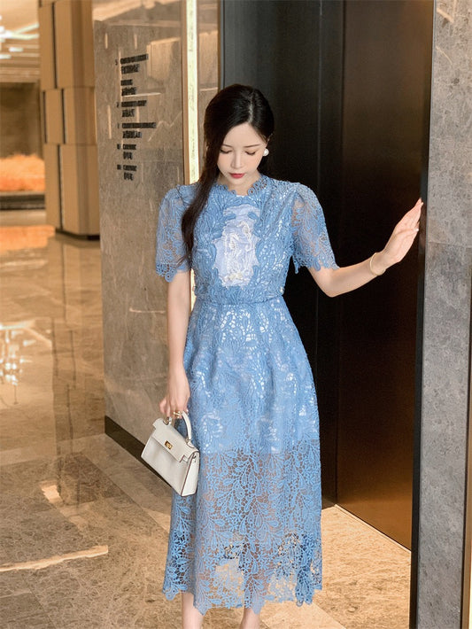 Premium Cara A-line Sleeveless Lace Midi Dress