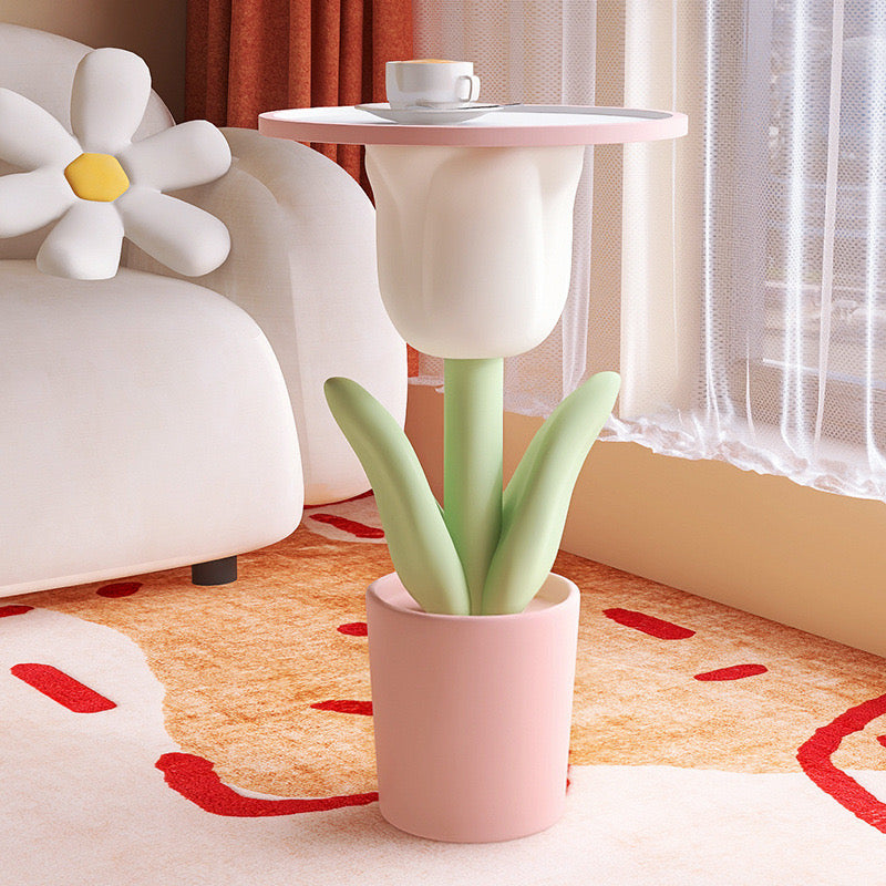 Tulip Shape Resin Side Table / Coffee Table