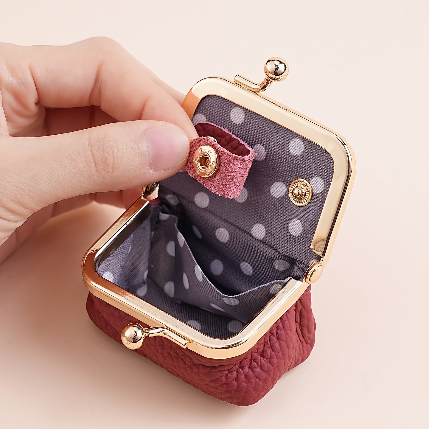 💎 Mini Luxe Kiss-Lock Treasure Case Jewelry Pouch – Cute Travel Organizer Box ✨👜