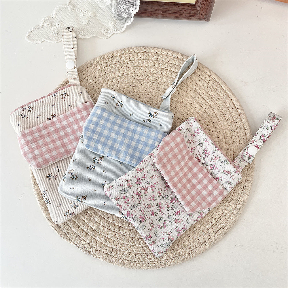 🌷 Floral Gingham Pocket Pens and Pencils Pouch