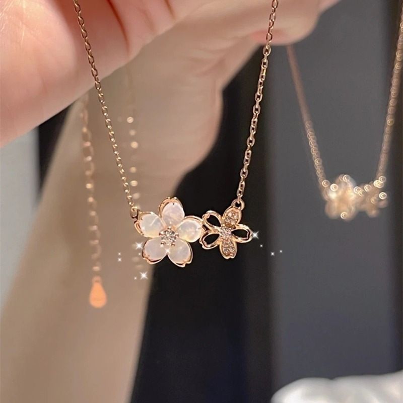 Twin Blossom Spark Rosegold Necklace Neck Chain 🌸✨