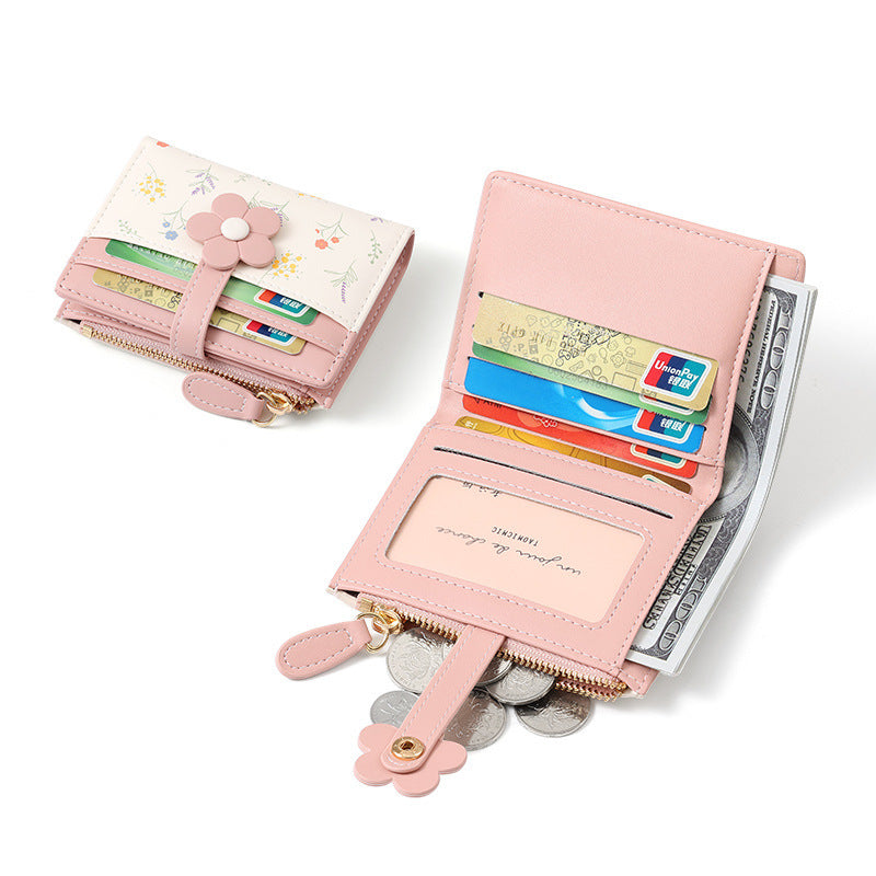 Daisy Bloom Mini Wallet 🌸💖