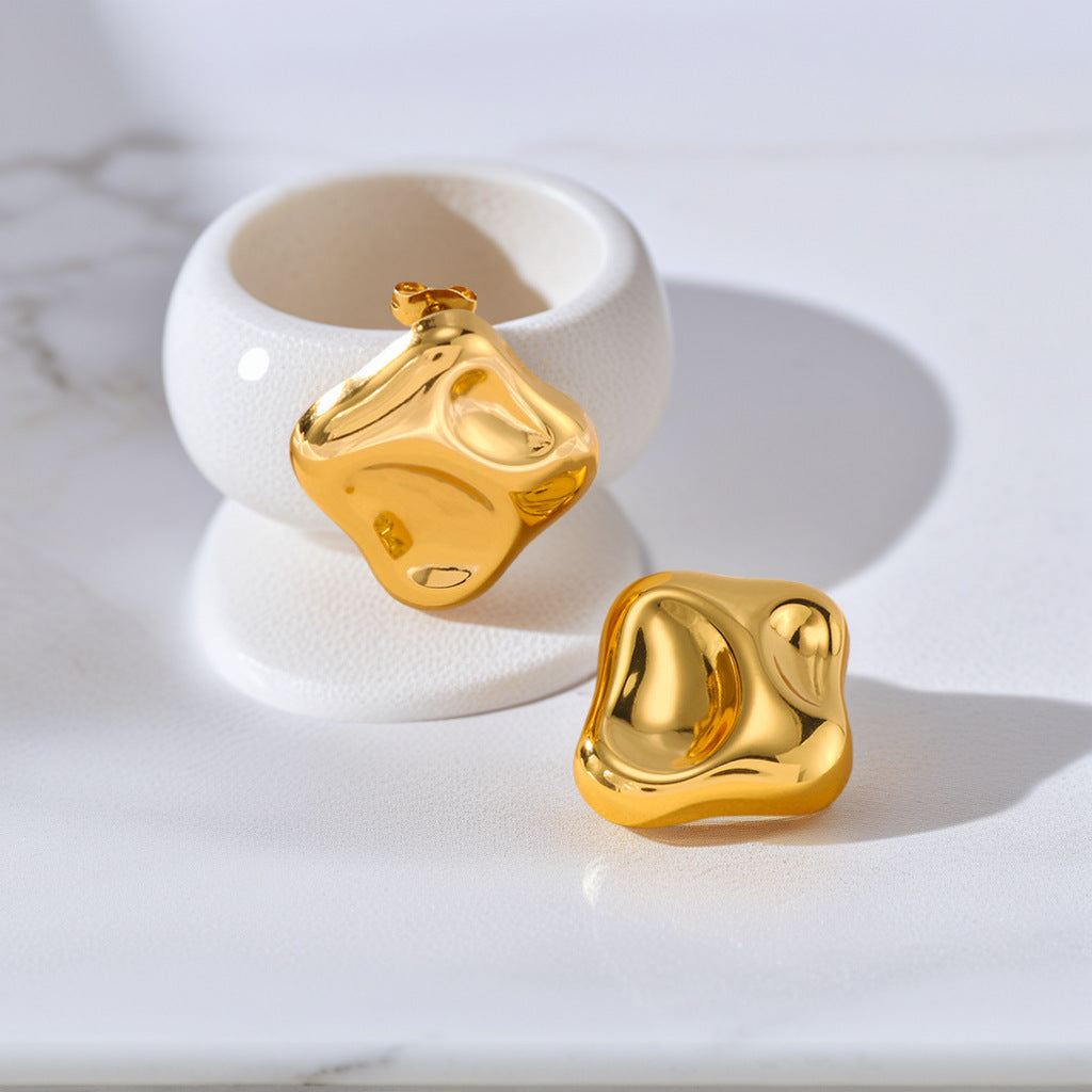 MM5 Chiseled Gold Earrings