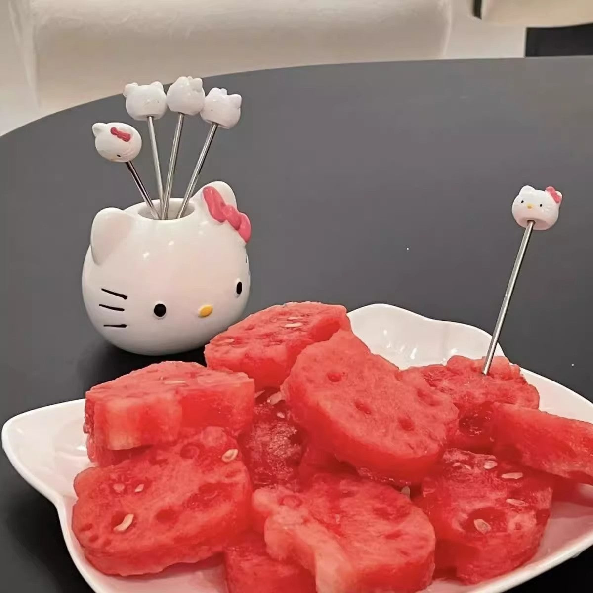 🍓 Hello Kitty Fruit Fork Set (10pcs)