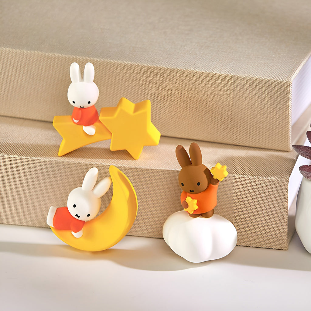 Pre - Order Miffy Official Merch Dreamscape Magnets Blindbox