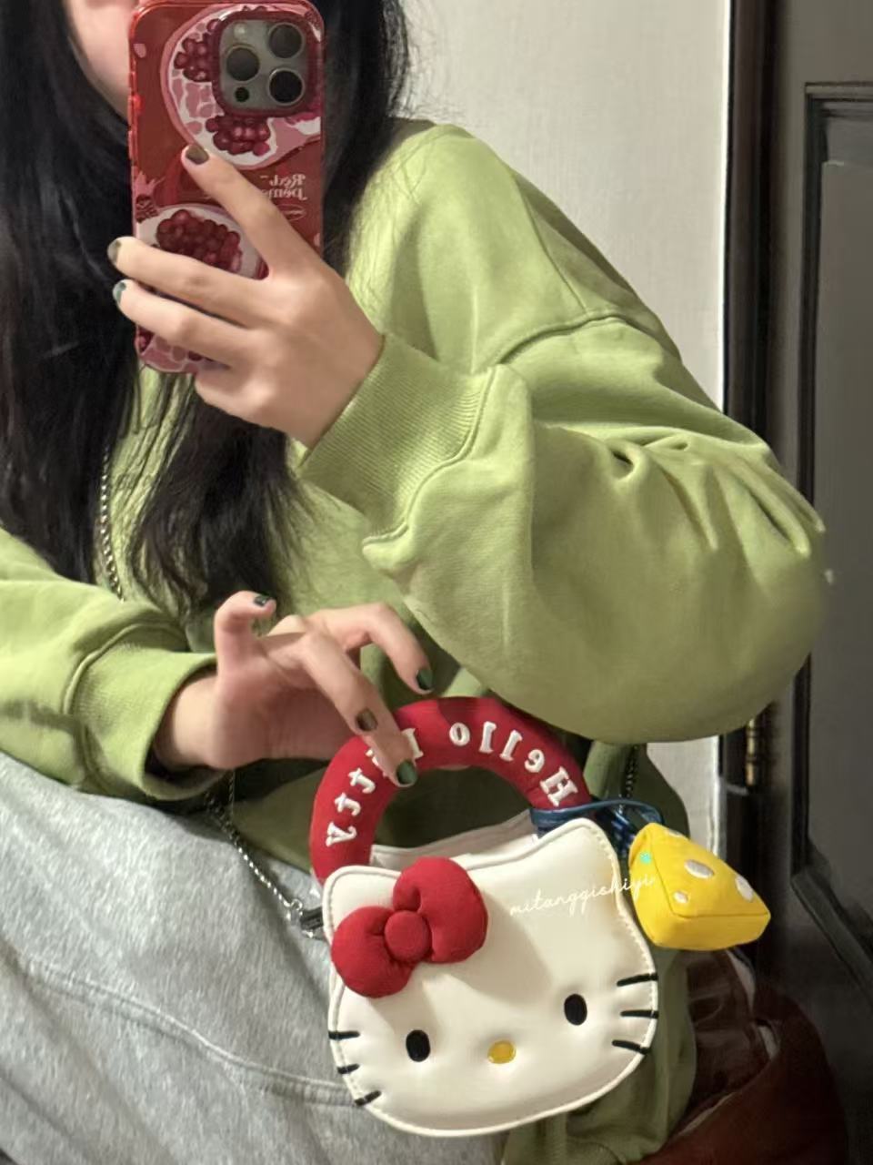 ✨ Hello Kitty Mini Shoulder Bag with Keycharm ✨