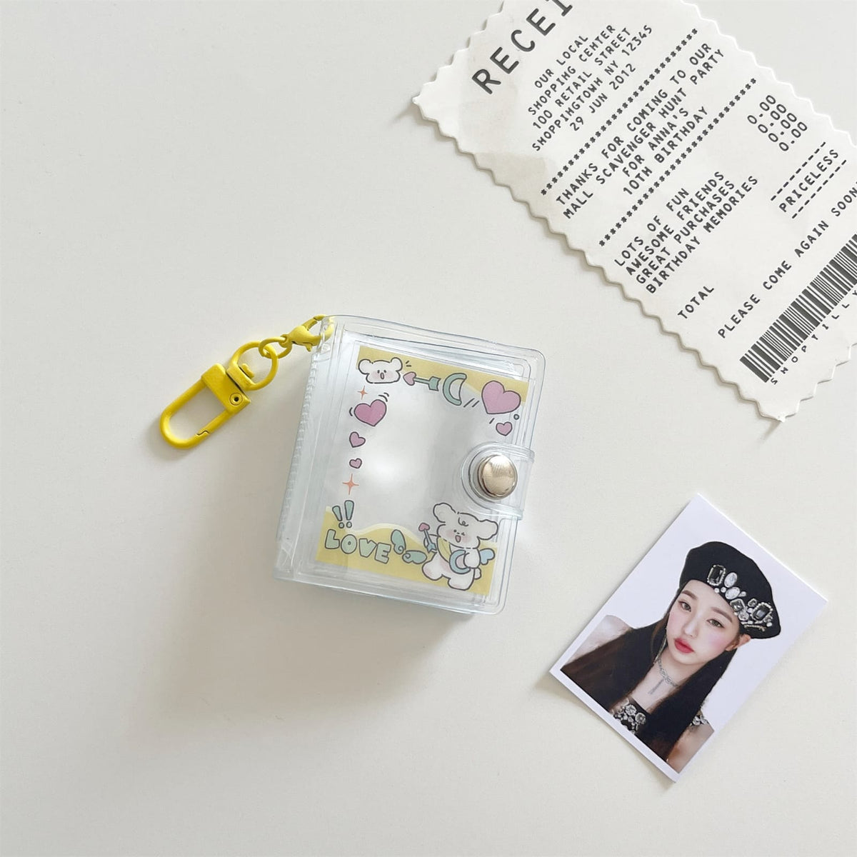 Mini Kawaii Photo Album Keychain – Cute Scrapbook & Photocard Holder
