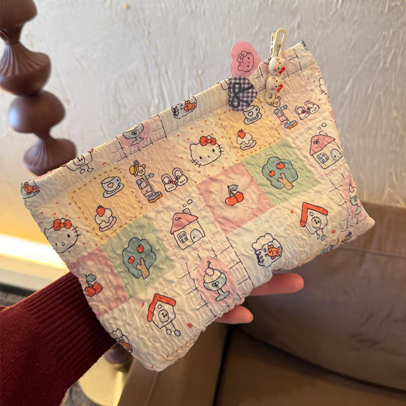 Hello Kitty Aesthetic Zipper Pouch