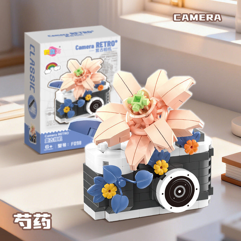 📸🌸 Blooming Retro Camera Building Blocks