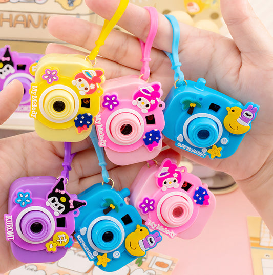 📸✨ Kawaii Camera Projector Keychains – Sanrio Mini Pocket Projector Charms 🌈💖