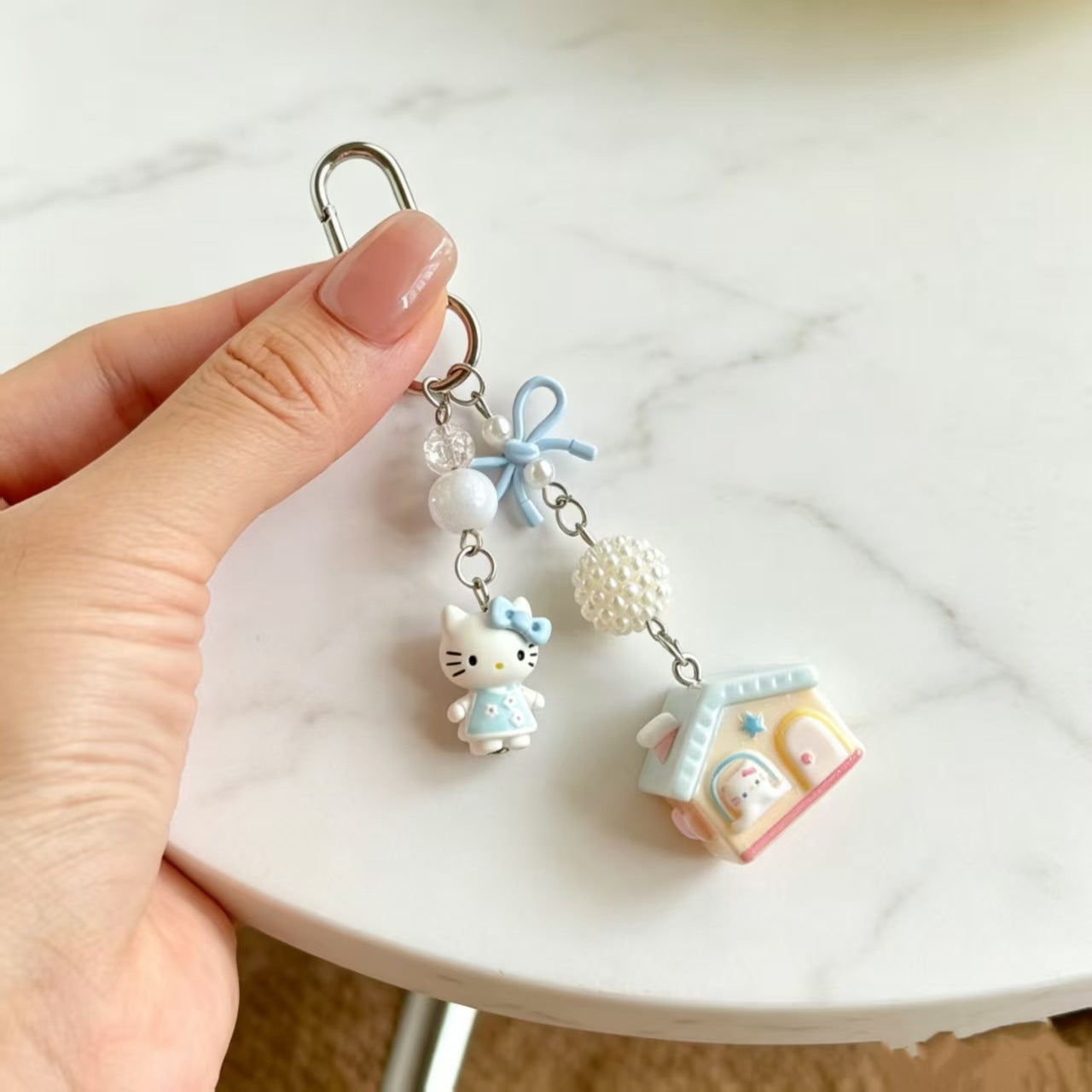 Kawaii Hello Kitty House & Bow Beaded Keychain